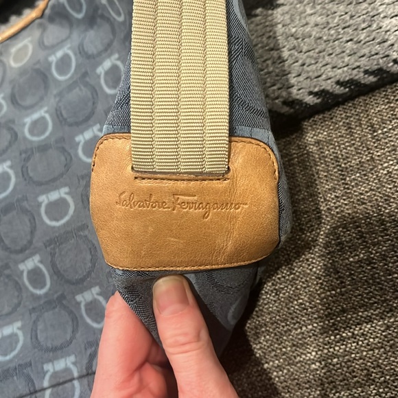 Salvatore Ferragamo denim leather shoulder bag - Picture 8 of 11